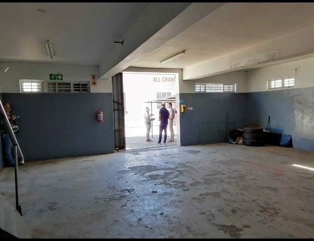362M² WAREHOUSE TO LET IN EPPING INDUSTRIAL