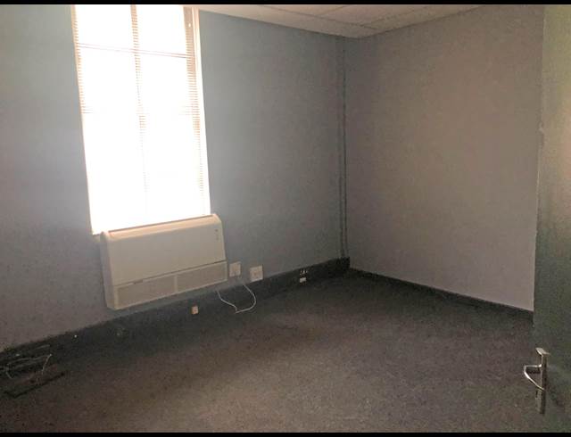 1,504M² OFFICE TO LET IN BRUMA