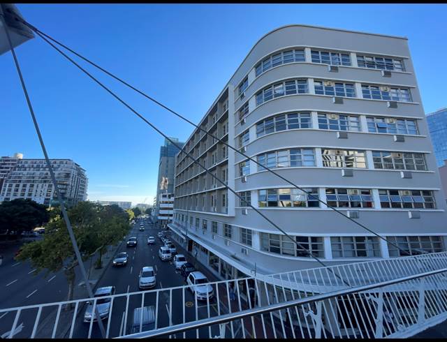 3,658M² BUILDING TO LET IN CAPE TOWN CITY CENTRE