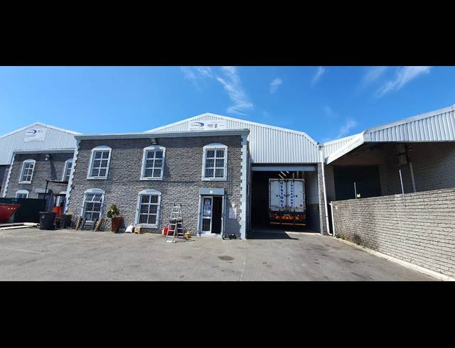569M² WAREHOUSE TO LET IN AIRPORT INDUSTRIA