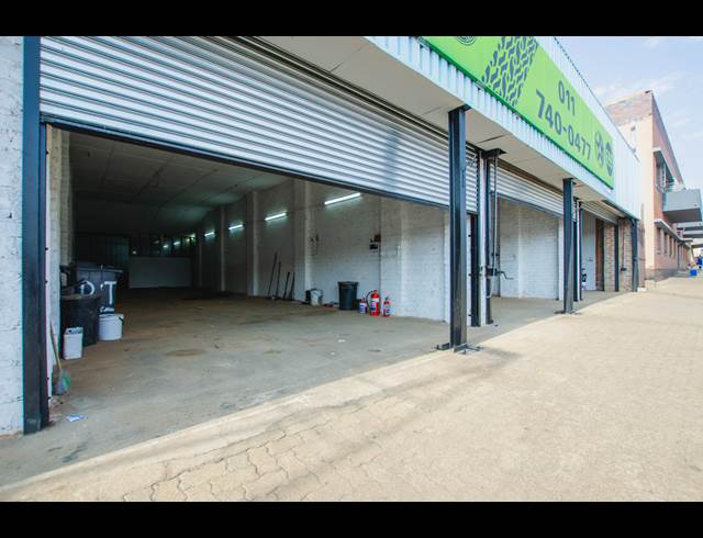 168M² BUSINESS RENTED IN BRAKPAN CENTRAL
