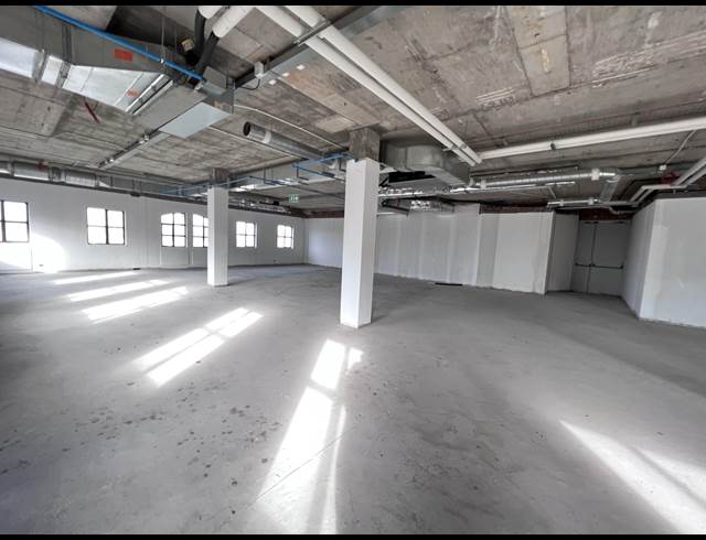998M² OFFICE TO LET IN CENTURY CITY
