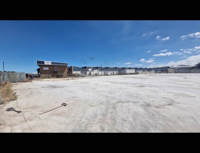 4,972M² INDUSTRIAL YARD TO LET IN ATLANTIS INDUSTRIAL