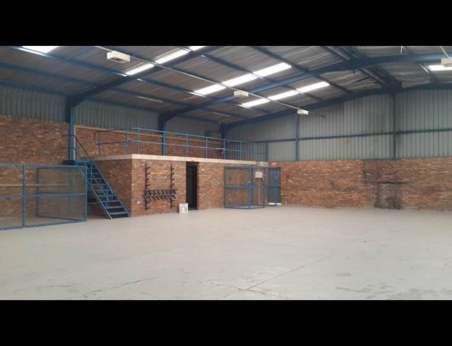 837M² WAREHOUSE TO LET IN TUNNEY