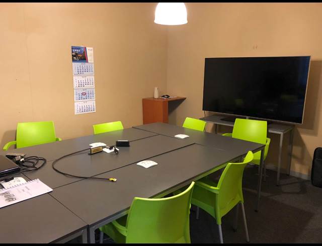 107M² OFFICE TO LET IN WESTLAKE