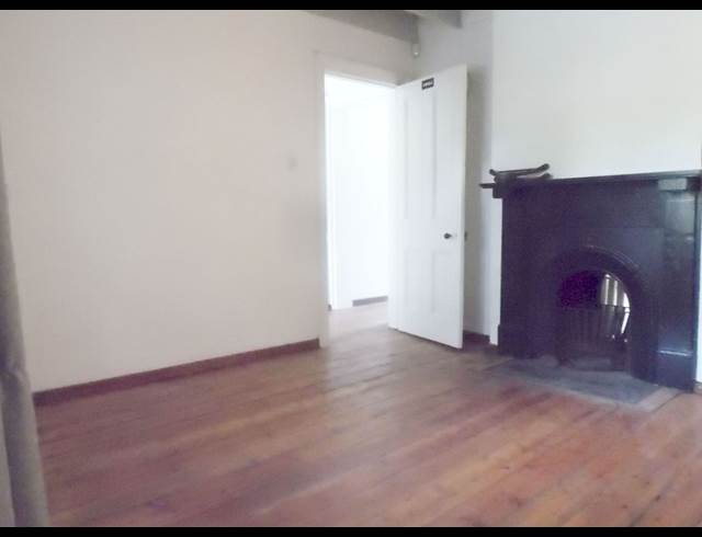 2 bed property to rent in WOODSTOCK