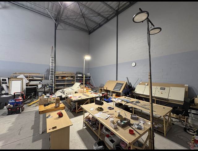 428M² WAREHOUSE TO LET IN KRAAIFONTEIN INDUSTRIA