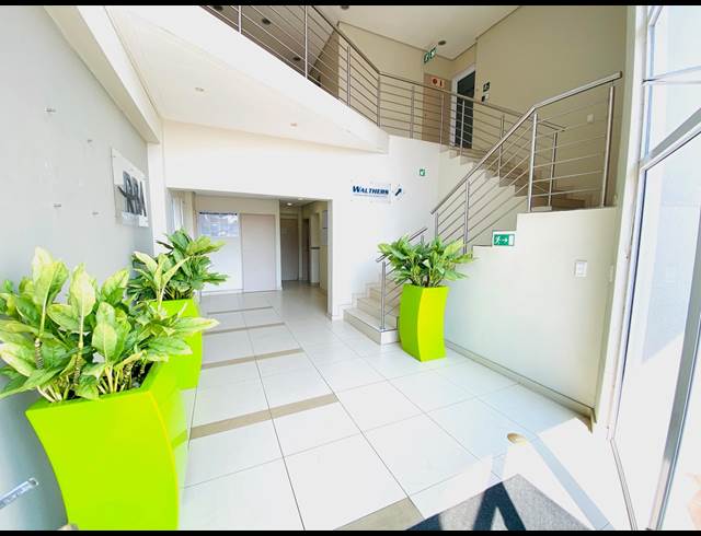141M² BUILDING TO LET IN FOURWAYS