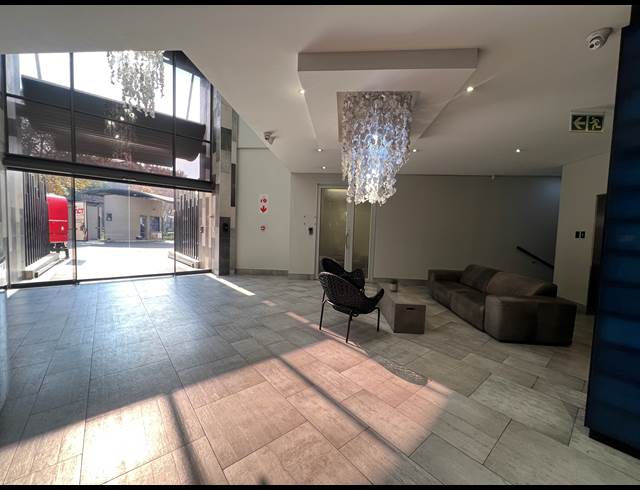 44M² SERVICED OFFICE TO LET IN ILLOVO