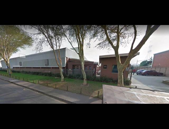 2,113M² WAREHOUSE TO LET IN UMGENI BUSINESS PARK
