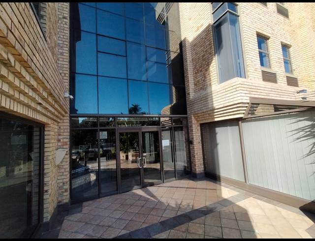 300M² OFFICE TO LET IN TYGER VALLEY