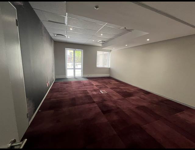 683M² OFFICE TO LET IN ILLOVO