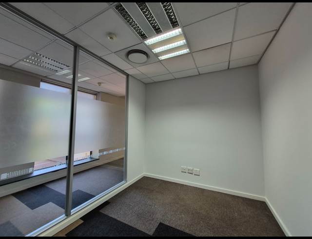 177M² OFFICE TO LET IN ILLOVO