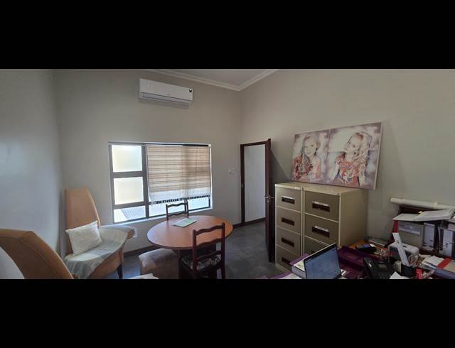 122M² OFFICE TO LET IN SONHEUWEL