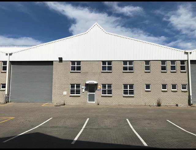 572M² WAREHOUSE RENTED IN EPPING INDUSTRIAL