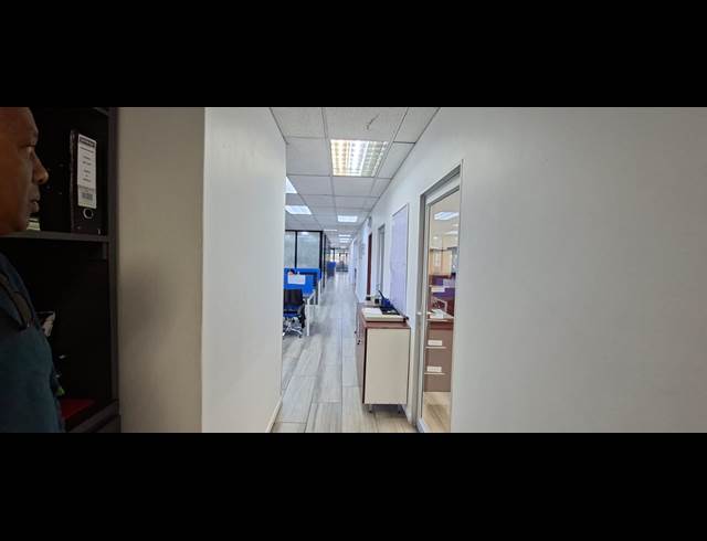 398.80M² OFFICE TO LET IN MUSGRAVE