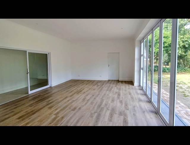 30M² OFFICE TO LET IN NEWLANDS