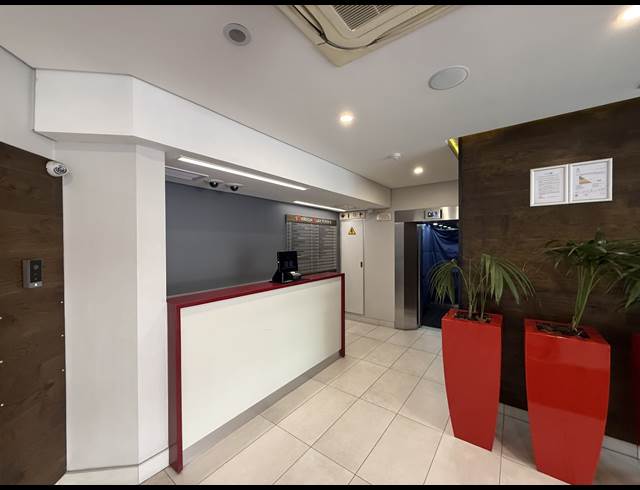 190M² OFFICE TO LET IN GREEN POINT