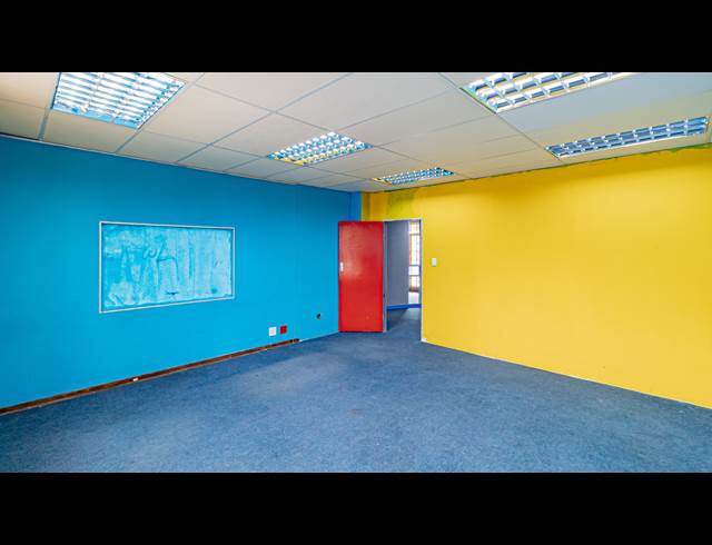 1,702M² OFFICE TO LET IN KENSINGTON B