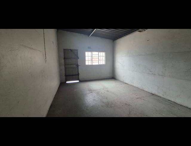 627M² WAREHOUSE TO LET IN ANDERBOLT