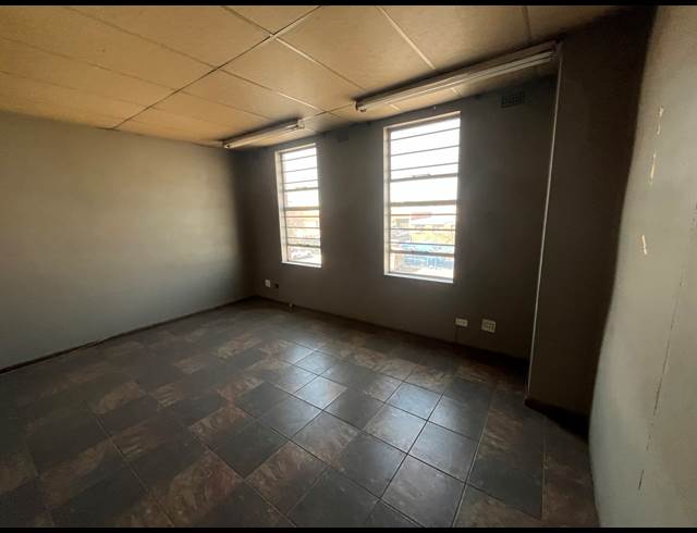 263M² WAREHOUSE TO LET IN WADEVILLE