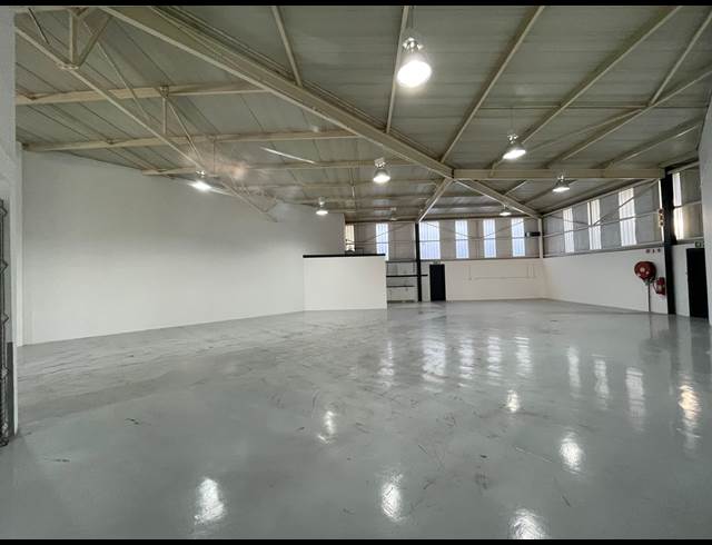 613M² WAREHOUSE TO LET IN HALFWAY HOUSE