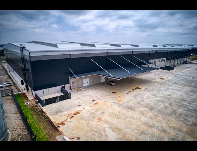 19,099M² WAREHOUSE TO LET IN LONGMEADOW