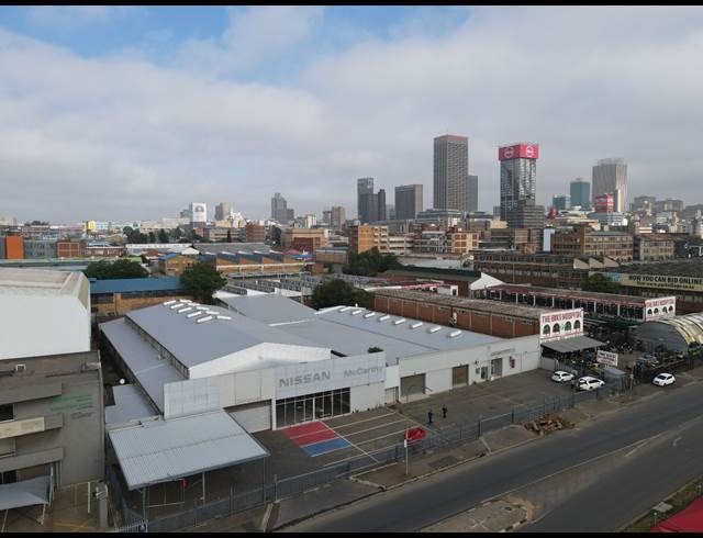 2,559M² WAREHOUSE TO LET IN CITY & SUBURBAN