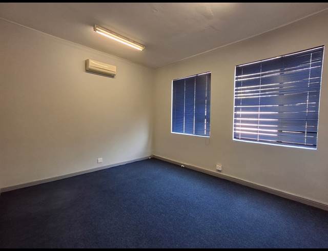 150M² OFFICE TO LET IN WOODBROOK