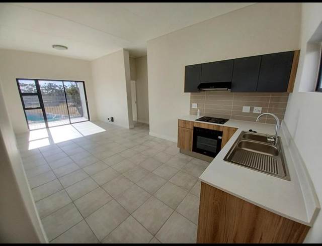 2 BEDROOM PROPERTY TO RENT IN GREENBAY ECO ESTATE
