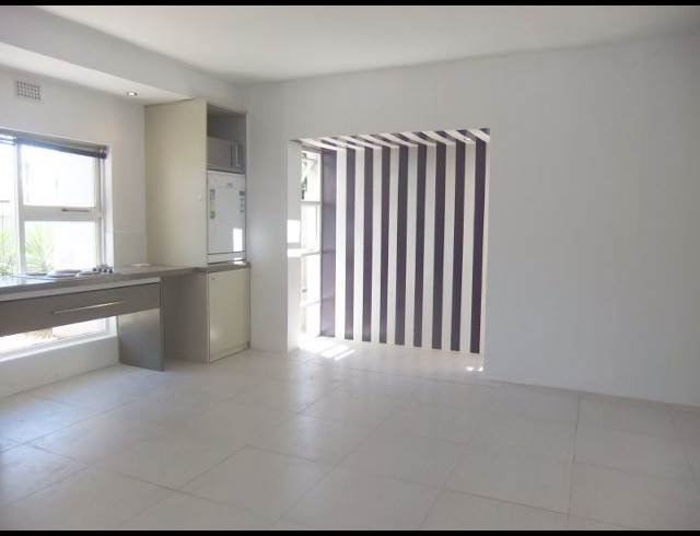 1 bed property to rent in WOODSTOCK