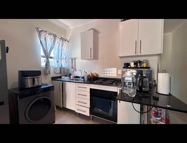 1 BEDROOM APARTMENT TO LET IN SONHEUWEL