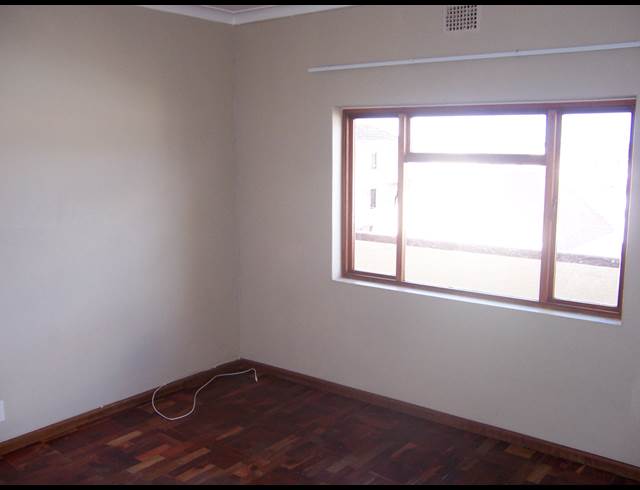 2 bed property to rent in DIEP RIVER