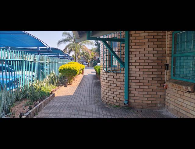 687M² BUILDING TO LET IN NELSPRUIT INDUSTRIAL