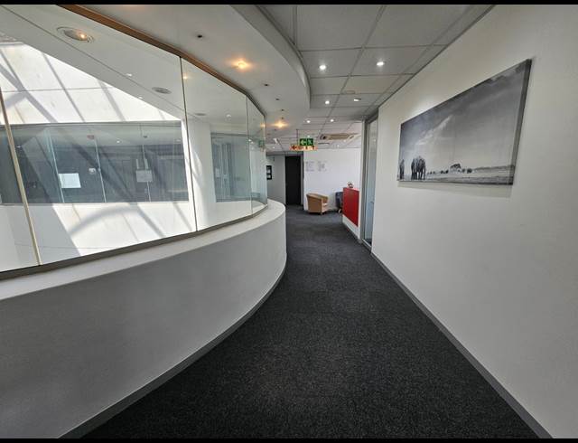 562M² OFFICE TO LET IN TYGER VALLEY
