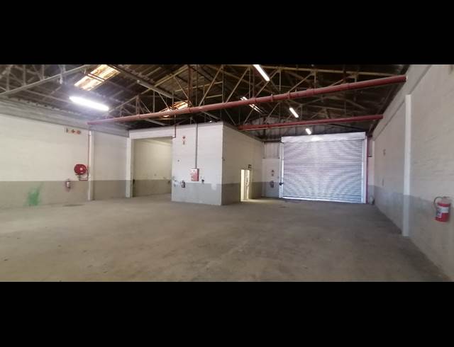 539M² WAREHOUSE TO LET IN BELLVILLE SOUTH