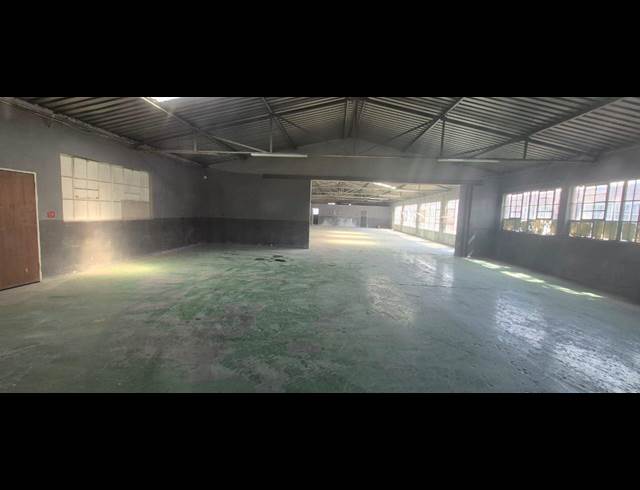 512M² WAREHOUSE TO LET IN ANDERBOLT