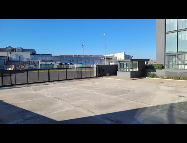 5,418M² WAREHOUSE TO LET IN AIRPORT INDUSTRIA