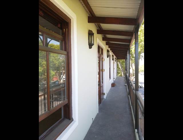 91M² OFFICE TO LET IN DURBANVILLE CENTRAL