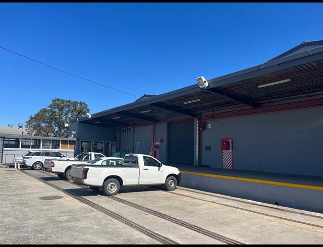 1,381M² WAREHOUSE TO LET IN PAARL CENTRAL