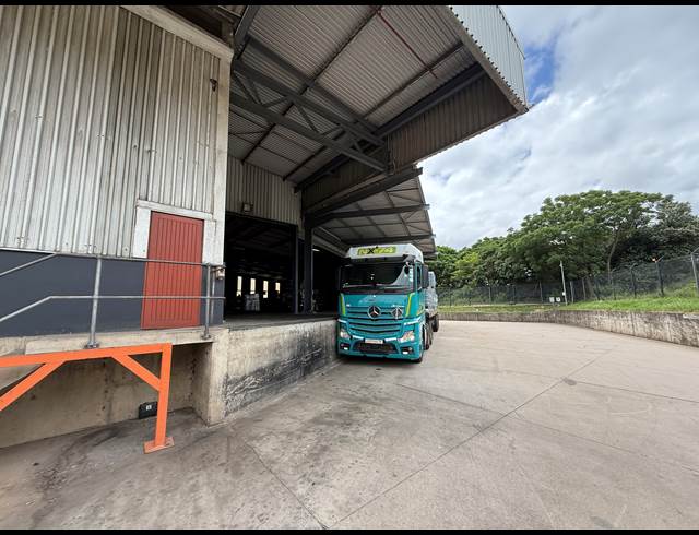 18,865M² WAREHOUSE TO LET IN PROSPECTON INDUSTRIAL