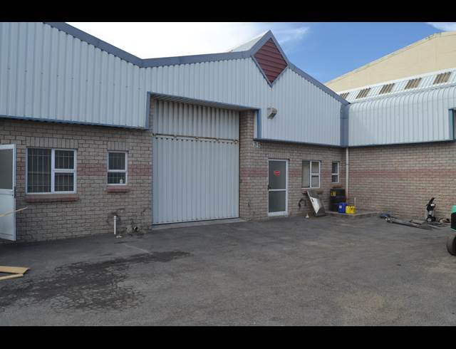 240M² WAREHOUSE TO LET IN KILLARNEY GARDENS