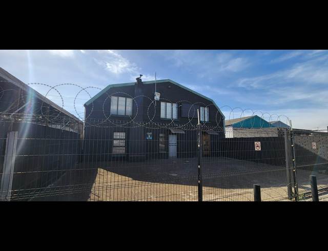 300M² WAREHOUSE TO LET IN BLACKHEATH INDUSTRIAL