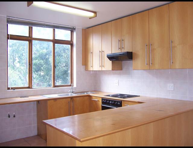 2 bed property to rent in RONDEBOSCH