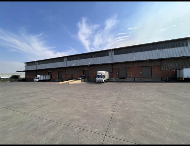15,503M² WAREHOUSE TO LET IN TUNNEY