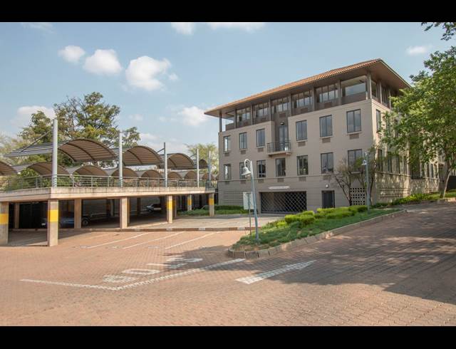 2,272M² OFFICE TO LET IN SIMBA