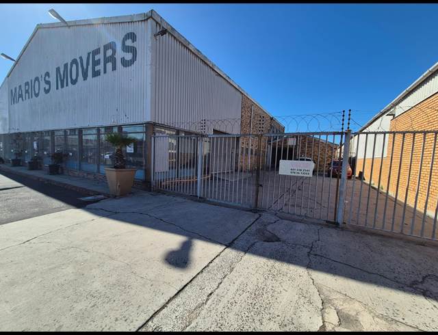 250M² WAREHOUSE TO LET IN PAROW INDUSTRIAL