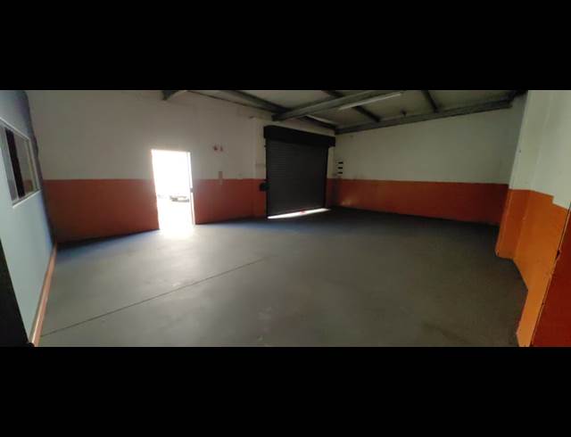 84M² CO-WORKING SPACE TO LET IN DENVER