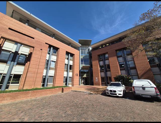 270M² OFFICE TO LET IN WOODMEAD