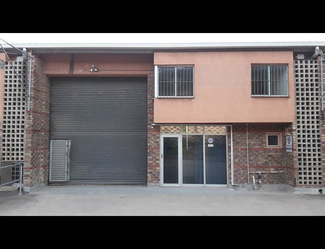 399M² WAREHOUSE TO LET IN MOUNTAIN RIDGE